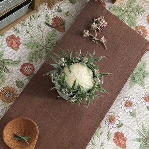 花冠(はなかんむり)のピンクッション[動画あり]