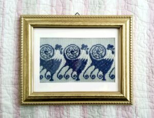 クロスステッチ図案での横糸刺繍作品