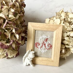 横糸刺繍「A」と、「about」ページのリニューアル