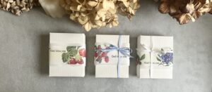 聖なるブローチは、｢白い小箱｣に入れてお届けします*｡ﾟ　[自分用・プレゼント用の動画あり]